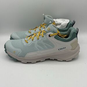 Women's Athletic Shoes - Light Gray and Yellow